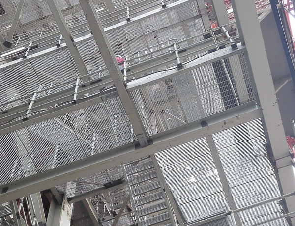 神華電廠大型鍋爐鋼格板平臺